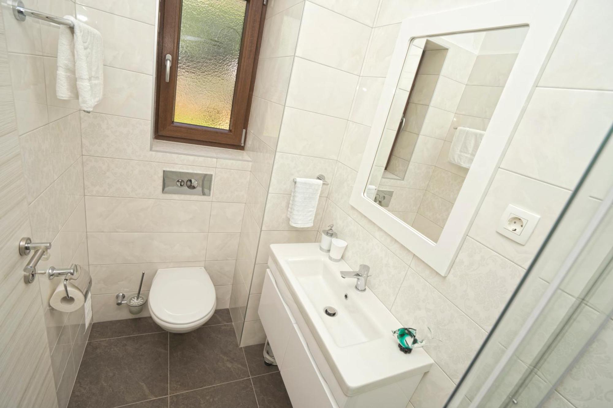 Riviera Blue Apartments With Seaview, Private Whirlpools And Parking Near Opatija Opric Luaran gambar