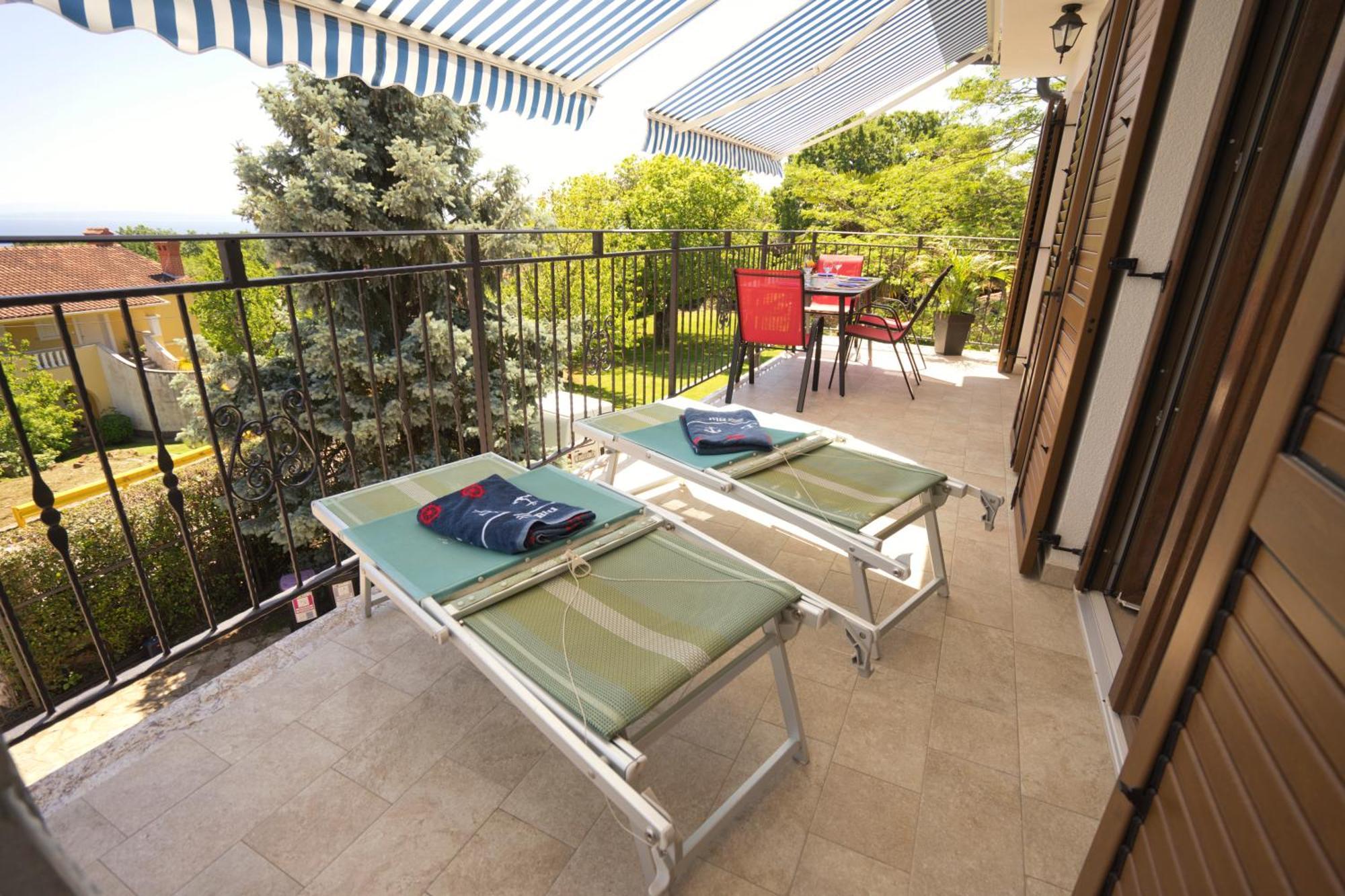 Riviera Blue Apartments With Seaview, Private Whirlpools And Parking Near Opatija Opric Luaran gambar