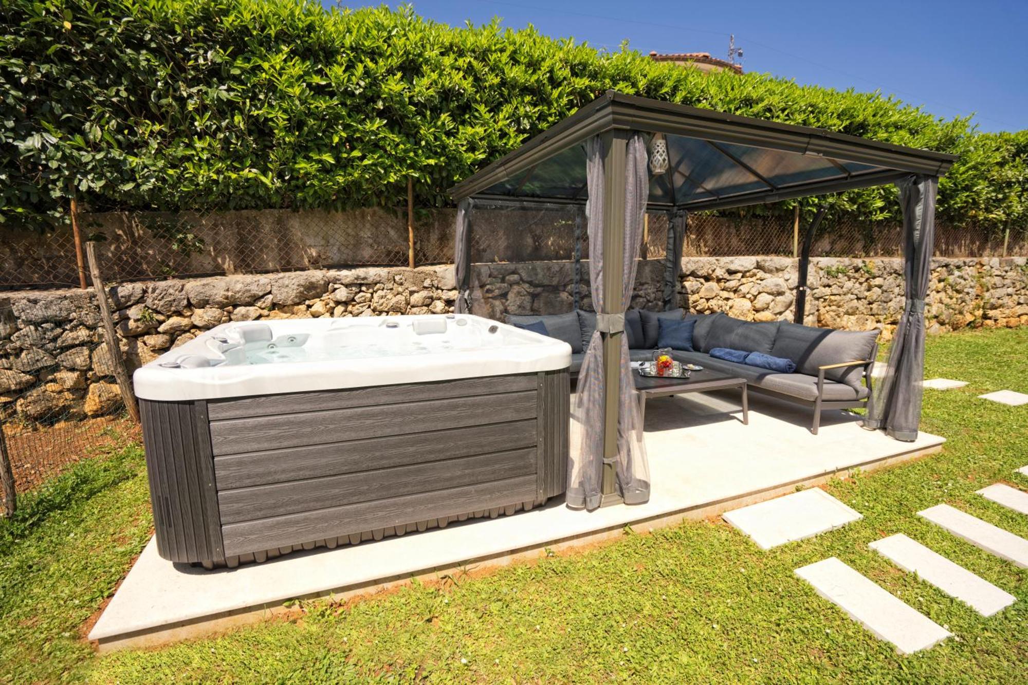Riviera Blue Apartments With Seaview, Private Whirlpools And Parking Near Opatija Opric Luaran gambar
